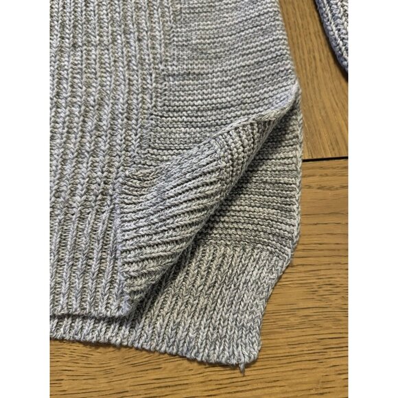 Anthropologie Silence + Noise Knit Side Slit Step Hem V Neck Sweater Size Medium - Picture 6 of 10